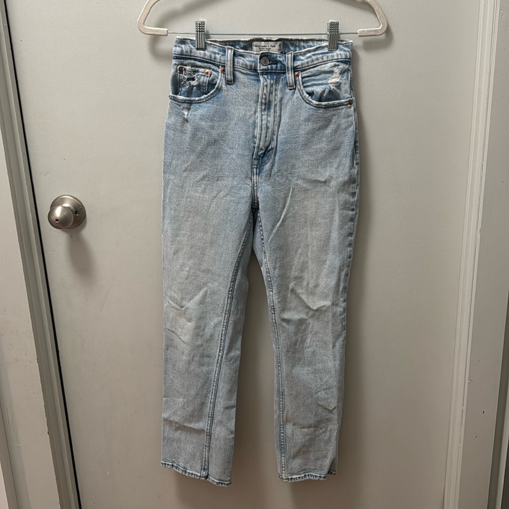 Abercrombie & Fitch Ankle Straight Ultra High Rise Jeans